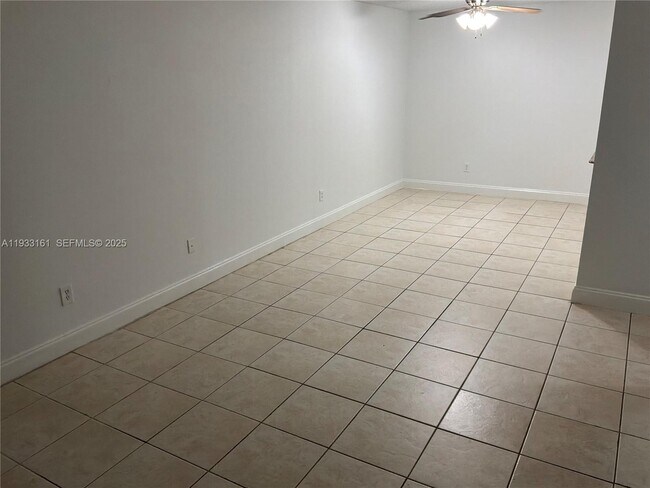 Building Photo - 6051 10th Ave N