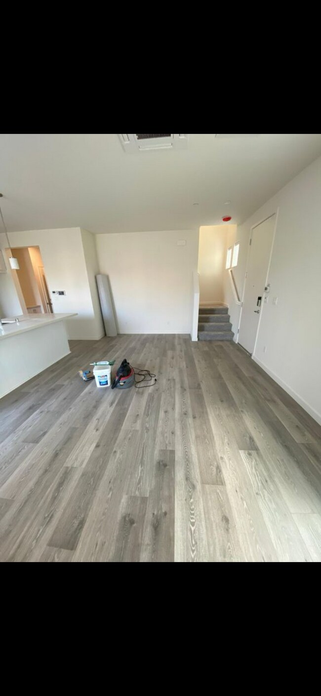 Building Photo - 210 Log Pond Ln