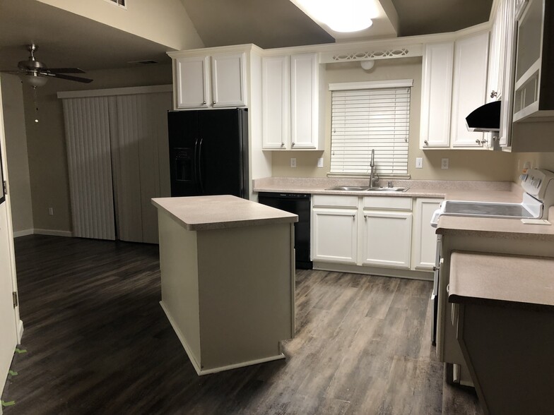 Building Photo - 2789 Revere Ln