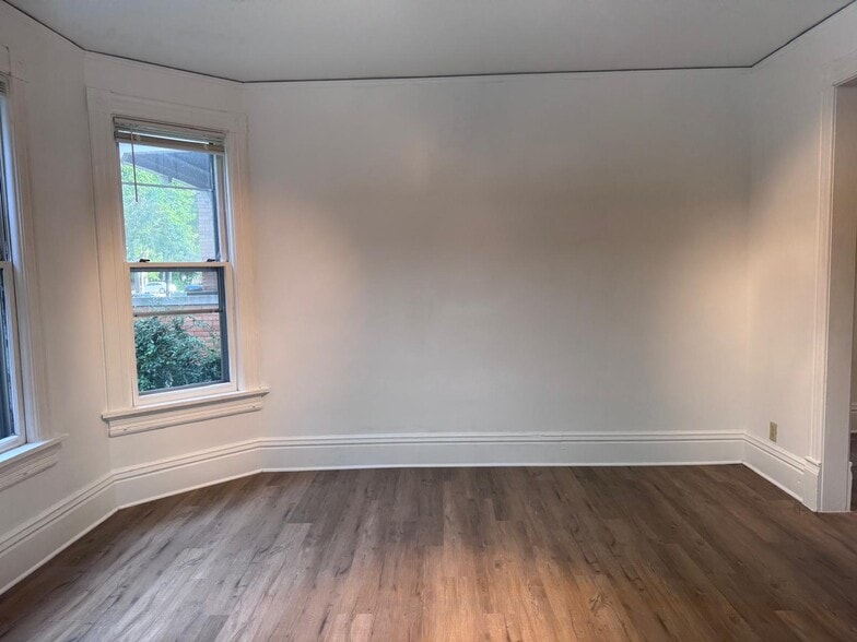 Building Photo - 2577 N Frederick Ave