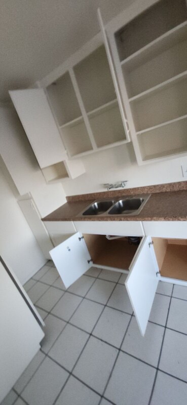 Building Photo - 444 E Lancaster Blvd