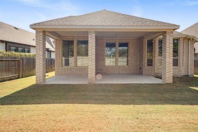 Building Photo - 17127 Crimson Crest Dr