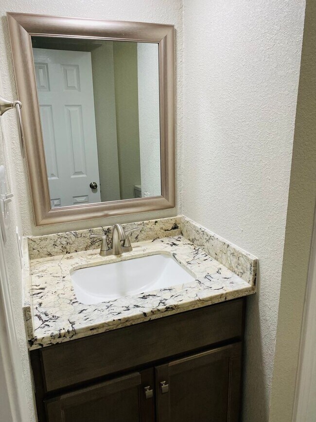 Building Photo - 6017A Bedford Drive, Beaumont, TX 77708