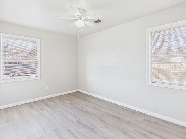 Building Photo - 3004 Westhaven Dr