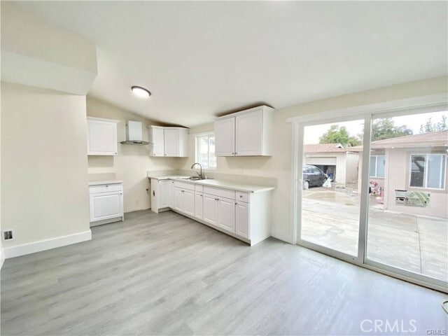 Building Photo - 20735 Roseton Ave
