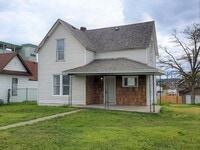 Building Photo - Fantastically updated Monroe District Area 3BR/1.5BA House