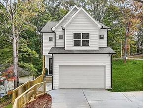 Building Photo - 3925 Pineshore Cir