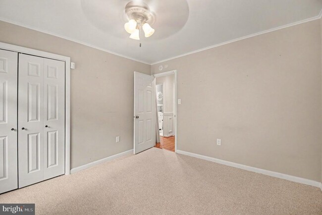 Building Photo - 2029 Farragut Dr