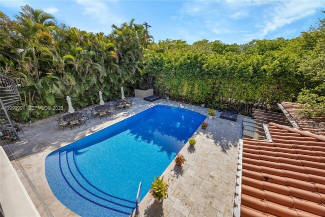 Building Photo - 6200 Granada Blvd