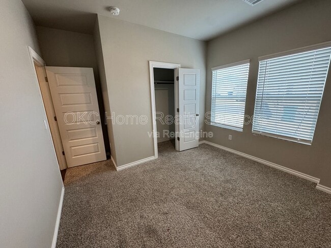 Building Photo - 2748 Alice Wy