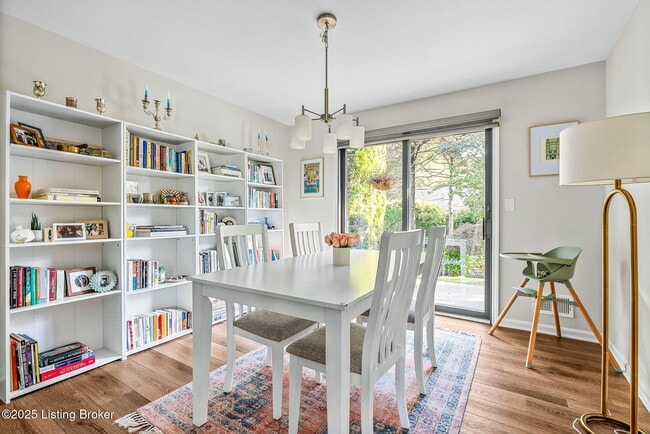 Building Photo - 1515 Vivian Ln