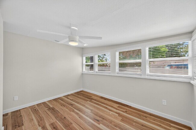 Building Photo - Fully Renovated 3 bedroom St. Pete Home | ...