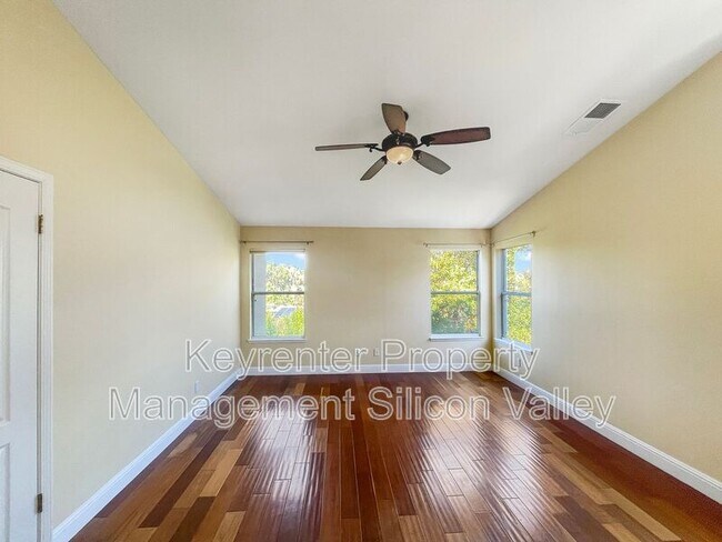 Building Photo - 3825 Venus Ct