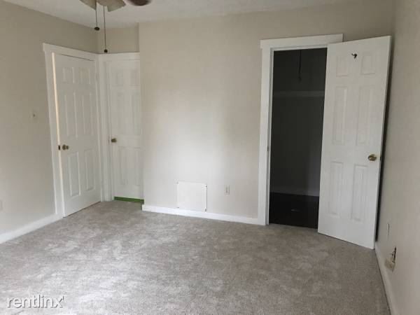 Building Photo - 4 br, 2.5 bath House - 4808 Valencia Ct