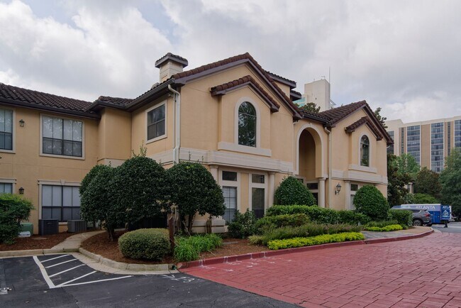 Building Photo - Brookhaven/Buckhead 2BR