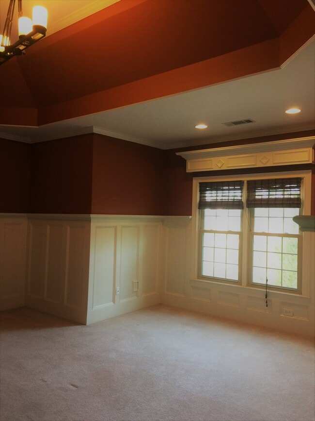 Building Photo - 5000 Wildeoak Trail