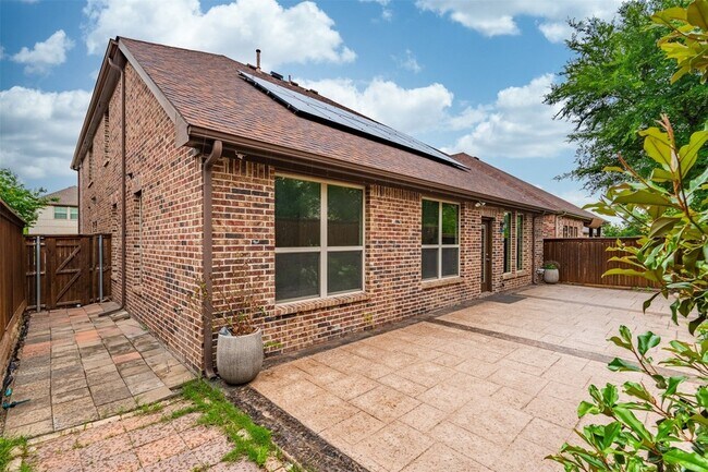 Building Photo - 8705 Tutbury Pl