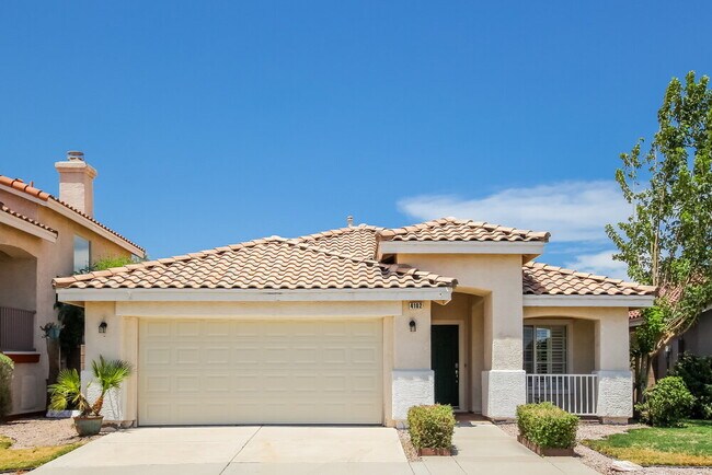 Primary Photo - 4102 W Cactus Rd