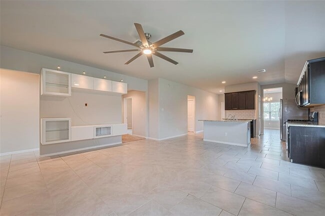 Building Photo - 3010 Veeder Pass Ln