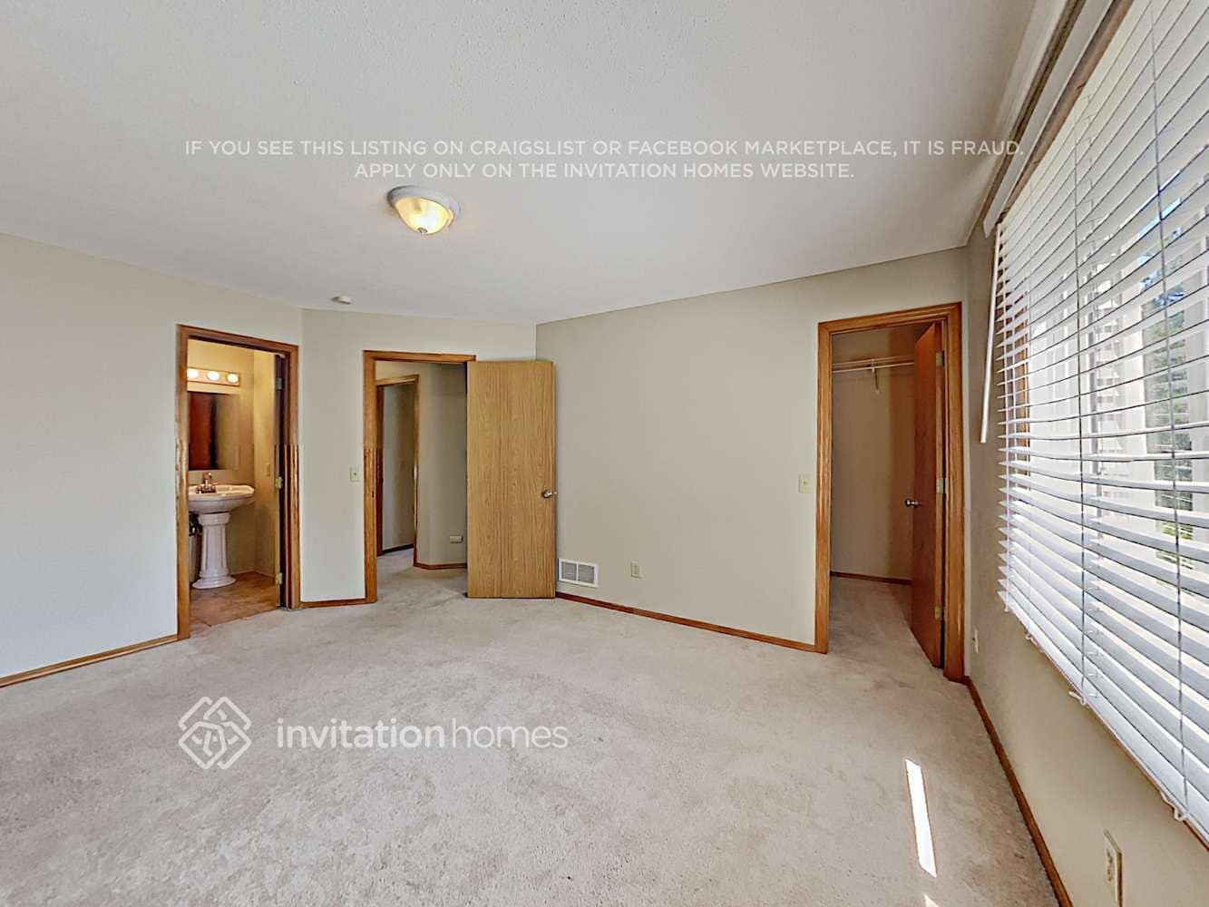 Building Photo - 9356 Vincent Ave N