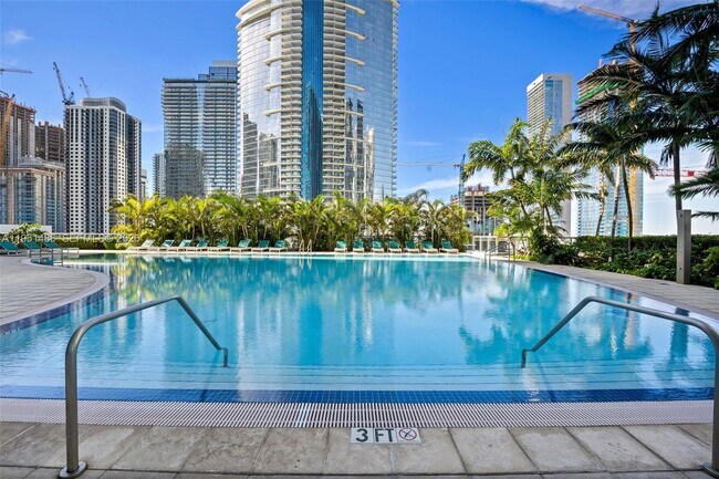 Building Photo - 888 Biscayne Blvd