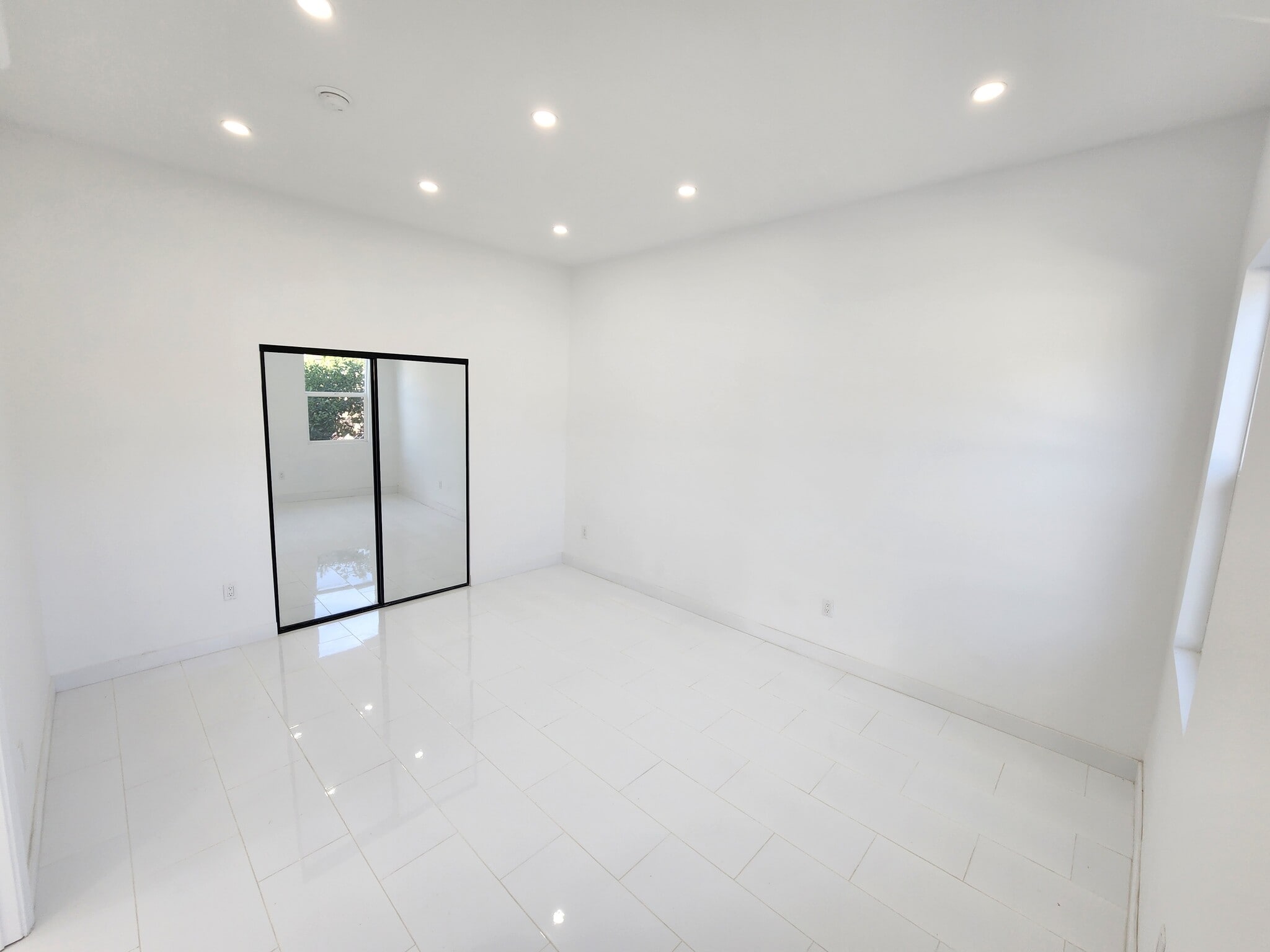 Building Photo - 10343 Penrose St