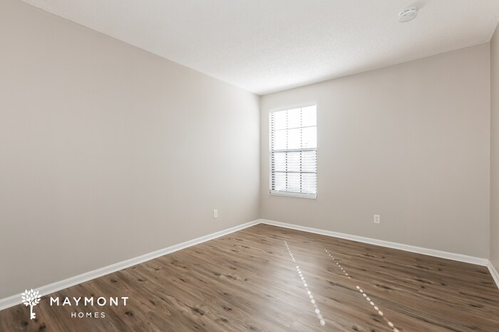 Building Photo - 24151 Cross Ln