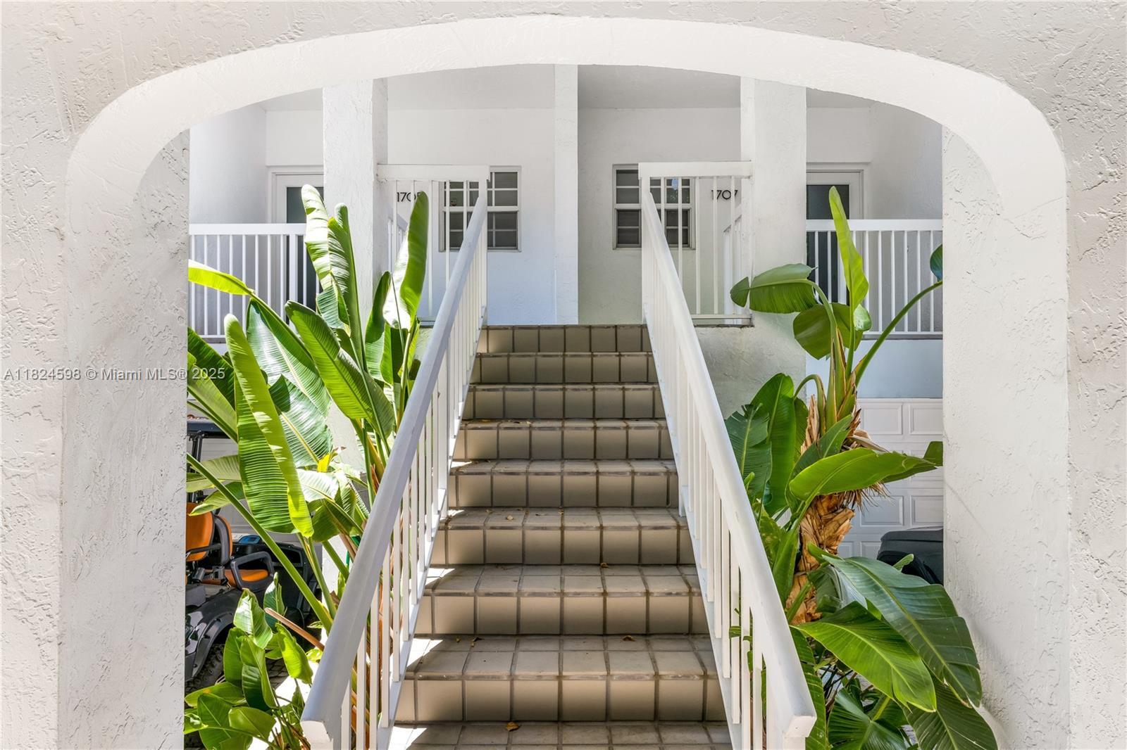 Building Photo - 1707 E Las Olas Blvd