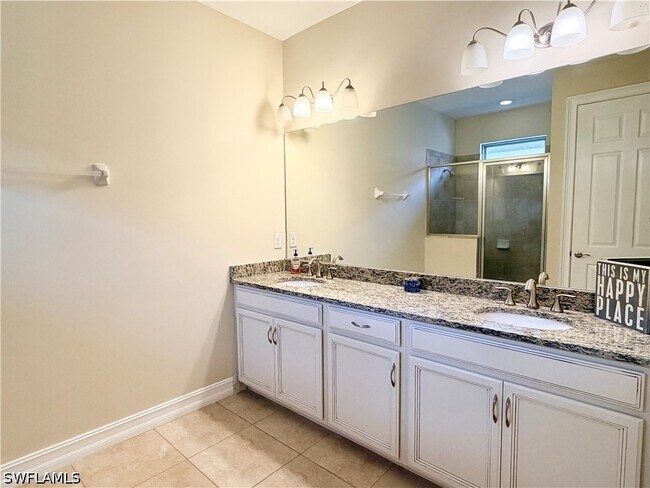 Building Photo - 16432 Aberdeen Wy