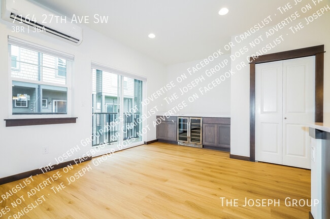 Building Photo - 7164 27th Ave SW