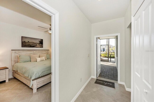 Building Photo - 12550 Galapagos Ct