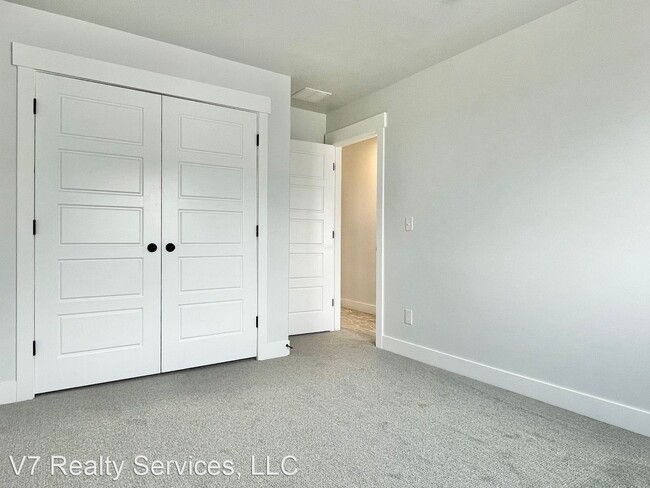 Building Photo - 3 br, 2.5 bath House - 4306 W. Rex Peak Way