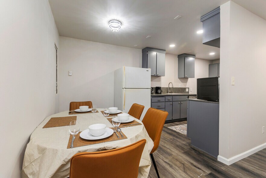 Building Photo - 19122 3rd Dr SE