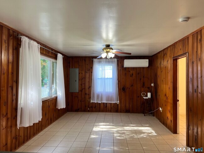Building Photo - 34 Corsino Ave