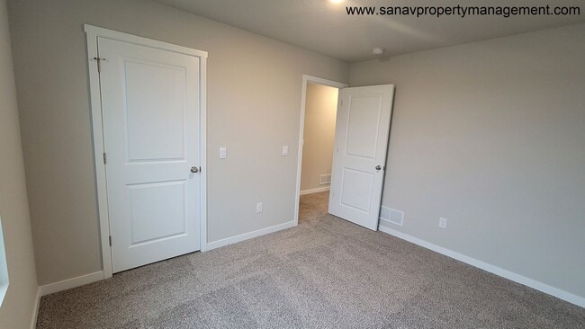 Building Photo - Turnkey Elegance: 4BR, 2.5BA Two-Story Haven with Gourmet Kitchen & Luxurious Master Suite!-3 CAR...