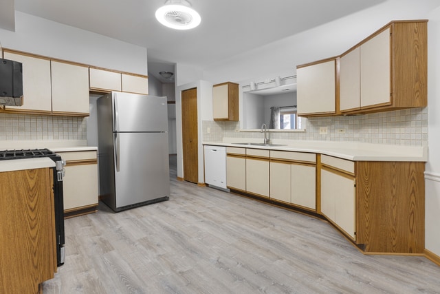 Building Photo - 1505 Commodore Ct