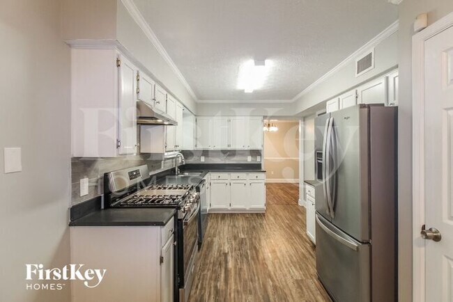 Building Photo - 5695 Sugar Creek Ct