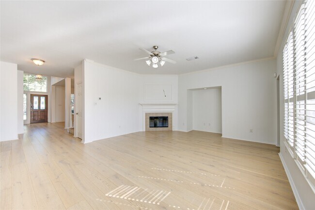 Building Photo - 4426 Desert Cliff Ct