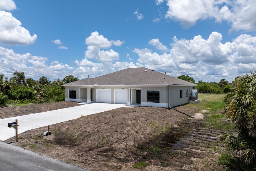 Building Photo - 12138 Tetzel Ave