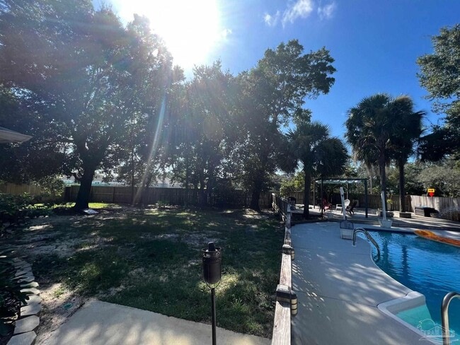 Building Photo - 1959 Melissa Oaks Dr