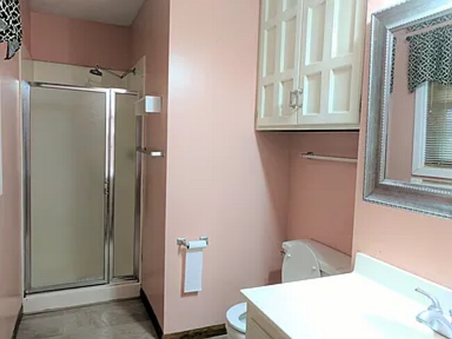 Building Photo - 15017 Arbor St