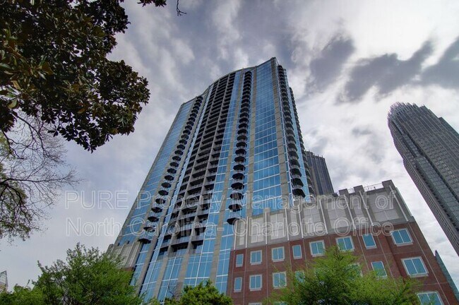 Building Photo - 210 N Church St