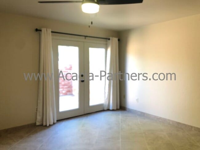 Building Photo - Newly Remolded Three bedroom home with pool and spa