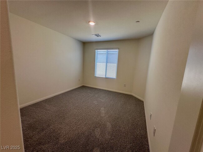 Building Photo - 9974 Scarlet Hls St