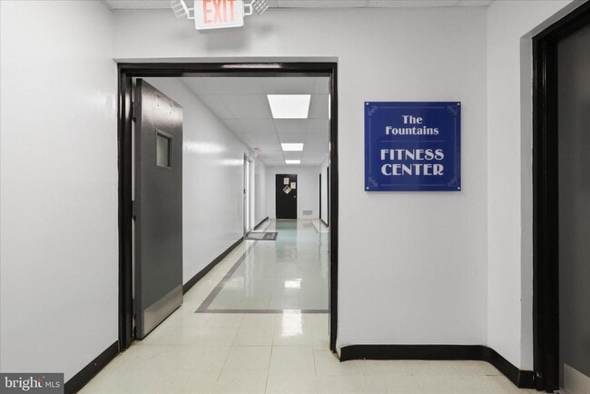 Building Photo - 301 N Beauregard St