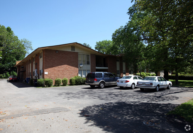 Primary Photo - Summer Oaks Apartments