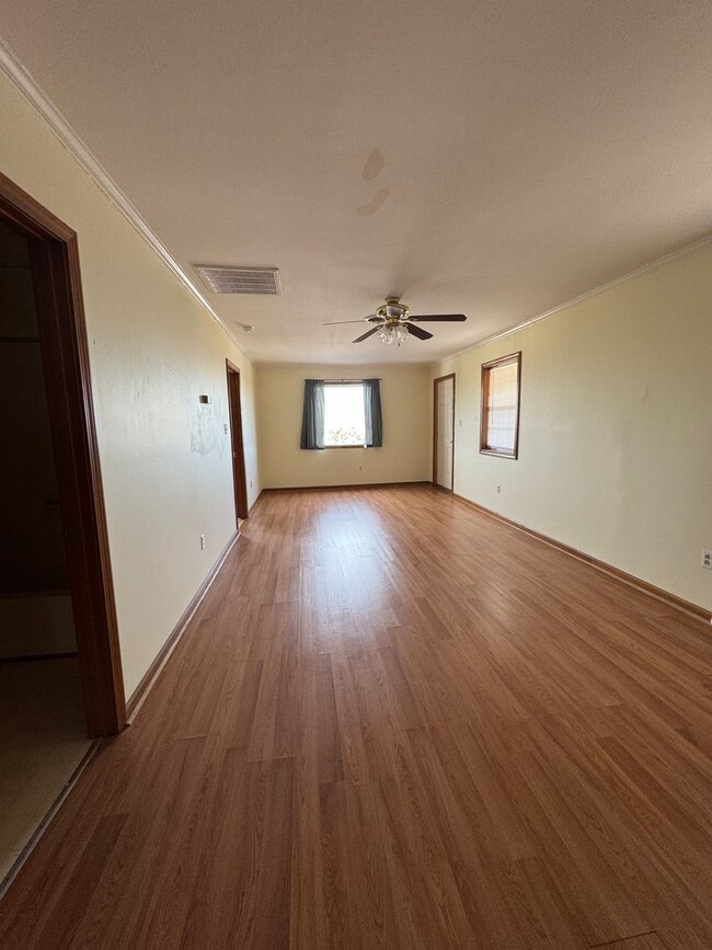 Building Photo - 3 bedroom apartment for rent in Manteo