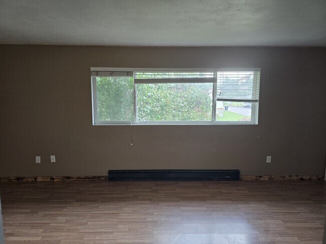 Building Photo - 316 N 9th Ave