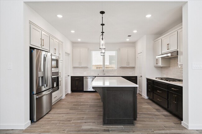 Building Photo - 29802 Ellwood Ln