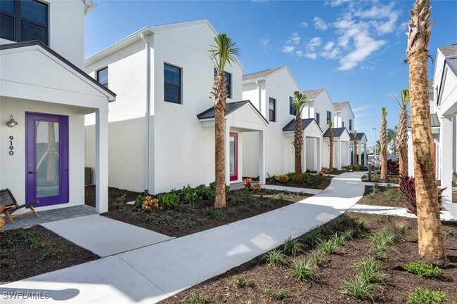 Building Photo - 9161 Flying Eagle Dr